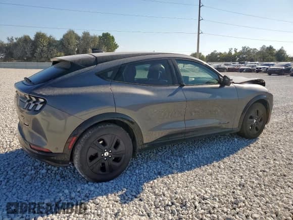 ✅ 2021 Ford Mustang Mach-E California Route 1 • VIN: 3FMTK2R71MMA01692 • Lot: 86443345. Wystawiony na Copart z przebiegiem 96 878 mil. Bezpłatny archiwum sprzedaży aukcyjnych z USA i szczegółowy raport historii pojazdu na DreamBid. Zdjęcie 3.