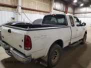 ✅ 2000 Ford F-150 XL • VIN: 2FTRX18L8YCA13686 • Lot: 85730055. Wystawiony na Copart z przebiegiem Nie podano. Bezpłatny archiwum sprzedaży aukcyjnych z USA i szczegółowy raport historii pojazdu na DreamBid. Zdjęcie 3.