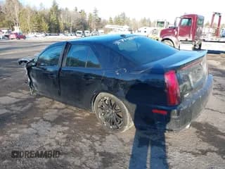 ✅ 2006 Cadillac STS-V • VIN: 1G6DX67DX60180432 • Lot: 41401499. Wystawiony na IAAI z przebiegiem Nie podano. Bezpłatny archiwum sprzedaży aukcyjnych z USA i szczegółowy raport historii pojazdu na DreamBid. Zdjęcie 3.