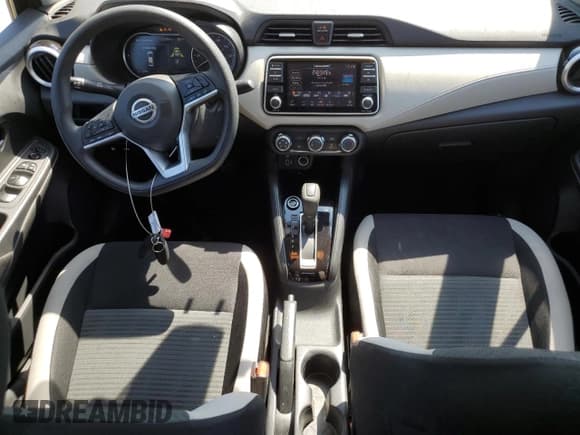 ✅ 2022 Nissan Versa SV • VIN: 3N1CN8EVXNL848417 • Лот: 71244565. Опубликован ранее на Copart с пробегом 145 400 миль. Бесплатный доступ к архиву аукционных продаж из США и подробный отчёт об истории автомобиля на DreamBid. Изображение 8.