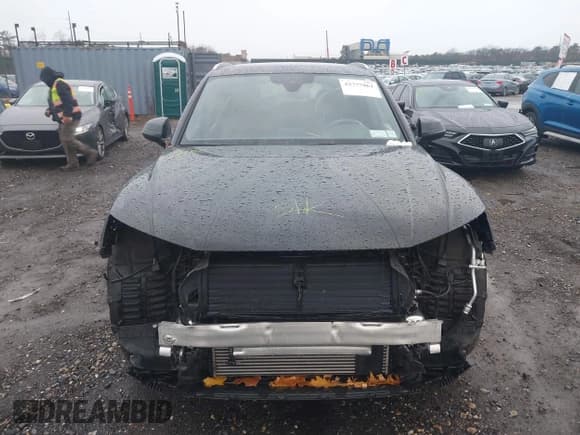 ✅ 2020 Audi Q5 Premium • VIN: WA1ANAFY8L2000632 • Lot: 43777061. Wystawiony na IAAI z przebiegiem 49 487 mil. Bezpłatny archiwum sprzedaży aukcyjnych z USA i szczegółowy raport historii pojazdu na DreamBid. Zdjęcie 12.