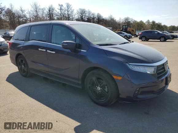 ✅ 2022 Honda Odyssey • VIN: NY76524 • Lot: 50892655. Listed on Copart with 31,852 mi. Free auction sales archive from the USA and detailed vehicle history report at DreamBid. Image 4.