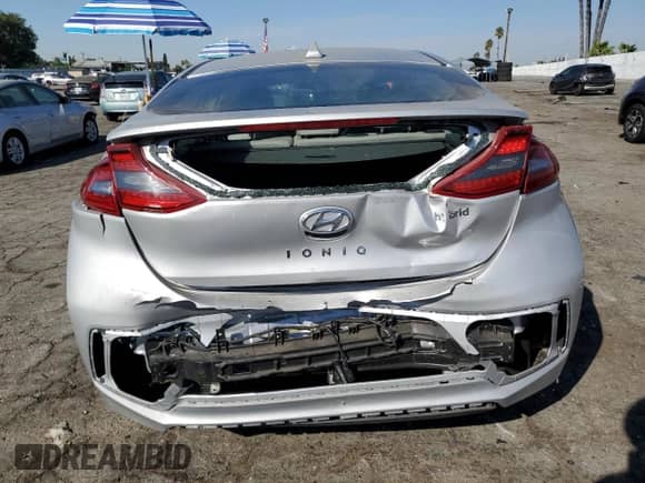 2017 Hyundai Ioniq Limited с VIN KMHC85LC8HU036074, выставлен на аукционе Copart как лот 74154634 с пробегом 37 269 миль миль и Списание • Salvage title. История ставок и продаж доступна на DreamBid. Изображение 6.