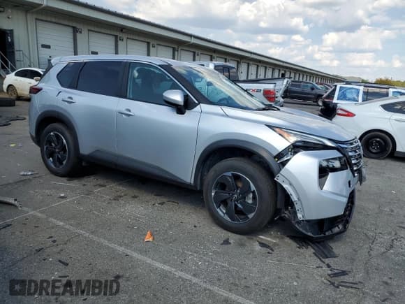 ✅ 2025 Nissan Rogue SV • VIN: 5N1BT3BB5SC809474 • Lot: 80695495. Listed on Copart with 9,853 mi. Free auction sales archive from the USA and detailed vehicle history report at DreamBid. Image 4.