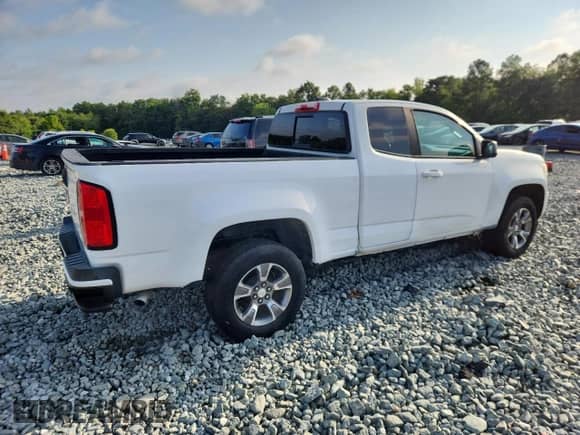 2018 Chevrolet Colorado 4WD Z71 with VIN 1GCHTDEN1J1178954, listed as a Copart auction lot 63001815 with 43,399 mi miles and Clean title. Bid and sale history available at DreamBid. Image 3.
