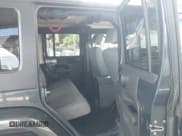 ✅ 2008 Jeep Wrangler Unlimited Sahara • VIN: 1J8GA59148L517387 • Lot: 43087691. Wystawiony na IAAI z przebiegiem Nie podano. Bezpłatny archiwum sprzedaży aukcyjnych z USA i szczegółowy raport historii pojazdu na DreamBid. Zdjęcie 8.