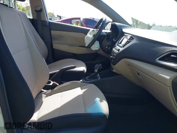 ✅ 2018 Hyundai Accent SE • VIN: 3KPC24A36JE033486 • Lot: 41995147. Wystawiony na IAAI z przebiegiem 75 599 mil. Bezpłatny archiwum sprzedaży aukcyjnych z USA i szczegółowy raport historii pojazdu na DreamBid. Zdjęcie 5.