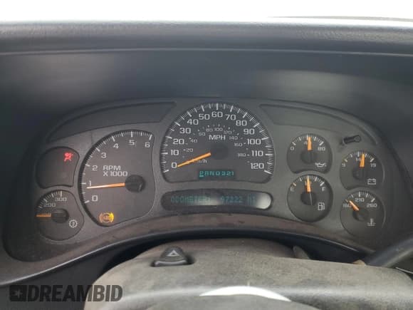 ✅ 2003 Chevrolet Silverado 2500HD Work Truck • VIN: 1GCHK24U33E337582 • Lot: 92349455. Wystawiony na Copart z przebiegiem 97 222 mil. Bezpłatny archiwum sprzedaży aukcyjnych z USA i szczegółowy raport historii pojazdu na DreamBid. Zdjęcie 9.