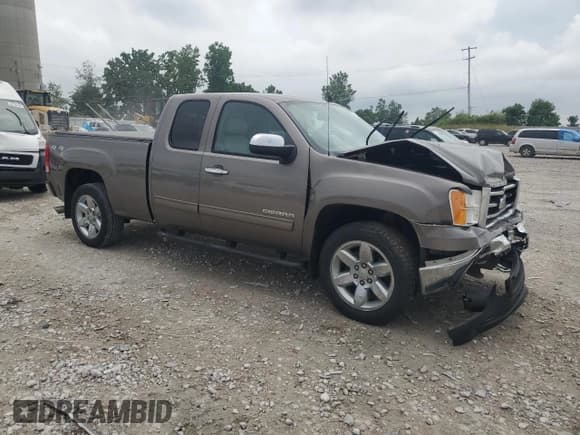 ✅ 2013 GMC Sierra 1500 SLT • VIN: 1GTR2WE73DZ145318 • Lot: 62371155. Listed on Copart with Not provided. Free auction sales archive from the USA and detailed vehicle history report at DreamBid. Image 4.