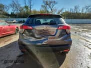 ✅ 2022 Honda HR-V LX • VIN: 3CZRU6H31NM720497 • Lot: 89681275. Wystawiony na Copart z przebiegiem 45 936 mil. Bezpłatny archiwum sprzedaży aukcyjnych z USA i szczegółowy raport historii pojazdu na DreamBid. Zdjęcie 6.