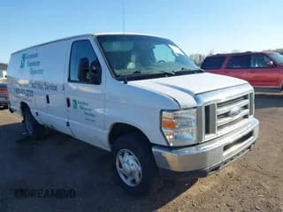 ✅ 2013 Ford Econoline Cargo Commercial • VIN: 1FTNS2EL8DDA90141 • Lot: 42136803. Wystawiony na IAAI z przebiegiem 206 573 mil. Bezpłatny archiwum sprzedaży aukcyjnych z USA i szczegółowy raport historii pojazdu na DreamBid. Zdjęcie 1.
