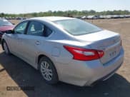 ✅ 2016 Nissan Altima S • VIN: 1N4AL3AP8GN363982 • Lot: 43240179. Wystawiony na IAAI z przebiegiem 119 020 mil. Bezpłatny archiwum sprzedaży aukcyjnych z USA i szczegółowy raport historii pojazdu na DreamBid. Zdjęcie 3.
