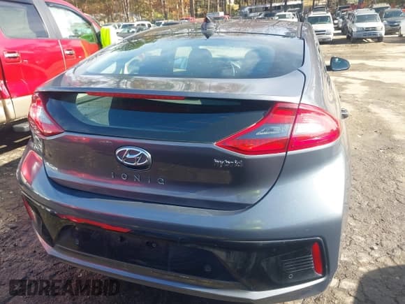 ✅ 2018 Hyundai Ioniq Limited • VIN: KMHC05LC0JU083970 • Lot: 40954180. Wystawiony na IAAI z przebiegiem 110 408 mil. Bezpłatny archiwum sprzedaży aukcyjnych z USA i szczegółowy raport historii pojazdu na DreamBid. Zdjęcie 16.