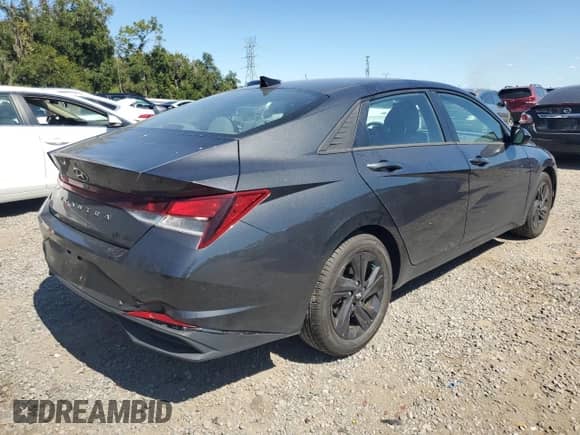 ✅ 2023 Hyundai Elantra SEL • VIN: 5NPLM4AG8PH093139 • Лот: 86434255. Размещён на Copart с пробегом 77 590 миль миль. Получите бесплатный доступ к архиву аукционных продаж из США и посмотрите подробный отчёт об истории автомобиля на DreamBid. Изображение 3.
