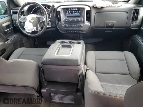 2017 Chevrolet Silverado 1500 LT z VIN 3GCUCRERXHG480172, wystawiony jako Copart lot #81976525 z przebiegiem 102 958 mil mil oraz Szkoda całkowita • Salvage title. Historia ofert i sprzedaży dostępna na DreamBid. Obrazek 8.