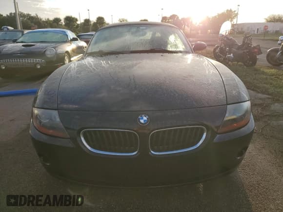 ✅ 2003 BMW Z4 2.5i • VIN: 4USBT33423LS47498 • Lot: 75129264. Listed on Copart with 65,843 mi. Free auction sales archive from the USA and detailed vehicle history report at DreamBid. Image 5.