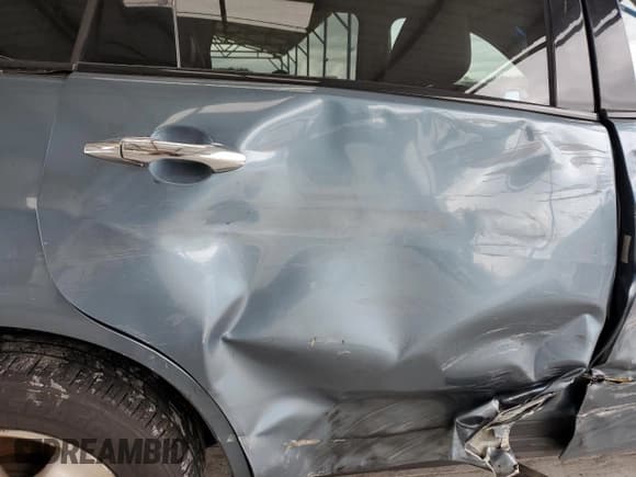 ✅ 2008 Acura MDX Technology • VIN: 2HNYD283X8H521360 • Лот: 85277055. Опубликован ранее на Copart с пробегом 249 892 миль. Бесплатный доступ к архиву аукционных продаж из США и подробный отчёт об истории автомобиля на DreamBid. Изображение 11.