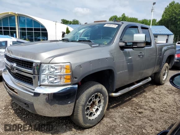 ✅ 2009 Chevrolet Silverado 2500HD LT • VIN: 1GCHK59609E147274 • Лот: 64081575. Опубликован ранее на Copart с пробегом 271 392 миль. Бесплатный доступ к архиву аукционных продаж из США и подробный отчёт об истории автомобиля на DreamBid. Изображение 1.