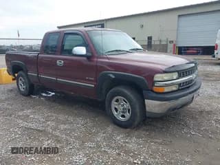 ✅ 1999 Chevrolet Silverado 1500 LS • VIN: 1GCEK19T5XE250382 • Lot: 42891939. Wystawiony na IAAI z przebiegiem 136 908 mil. Bezpłatny archiwum sprzedaży aukcyjnych z USA i szczegółowy raport historii pojazdu na DreamBid. Zdjęcie 1.