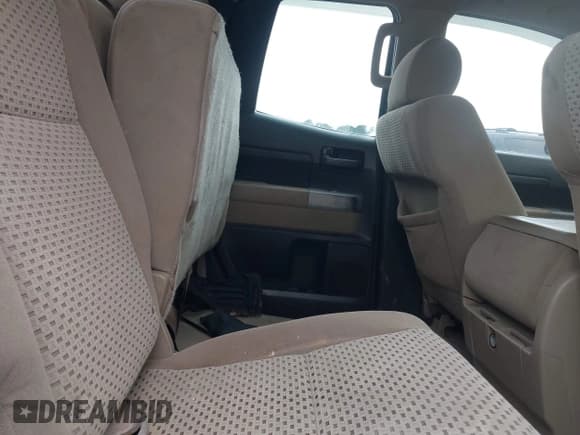 ✅ 2008 Toyota Tundra • VIN: 5TFRU54118X009420 • Лот: 42113048. Опубликован ранее на IAAI с пробегом 197 235 миль. Бесплатный доступ к архиву аукционных продаж из США и подробный отчёт об истории автомобиля на DreamBid. Изображение 8.