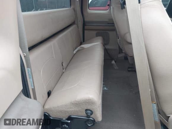 ✅ 1999 Ford F-250 XL • VIN: 1FTNX21F4XEC42576 • Lot: 42865800. Listed on IAAI with 346,583 mi. Free auction sales archive from the USA and detailed vehicle history report at DreamBid. Image 8.