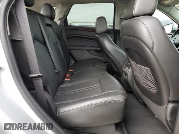 ✅ 2016 Cadillac SRX Luxury Collection • VIN: 3GYFNEE34GS575999 • Lot: 82143625. Wystawiony na Copart z przebiegiem 50 394 mil. Bezpłatny archiwum sprzedaży aukcyjnych z USA i szczegółowy raport historii pojazdu na DreamBid. Zdjęcie 11.