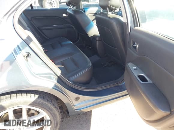 ✅ 2012 Ford Fusion SEL • VIN: 3FAHP0JG0CR332749 • Lot: 43398693. Listed on IAAI with 77,350 mi. Free auction sales archive from the USA and detailed vehicle history report at DreamBid. Image 8.