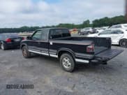 ✅ 2001 Chevrolet S-10 LS • VIN: 1GCDT19W318159068 • Лот: 42708080. Опубликован ранее на IAAI с пробегом 216 804 миль. Бесплатный доступ к архиву аукционных продаж из США и подробный отчёт об истории автомобиля на DreamBid. Изображение 3.