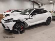 ✅ 2023 Aston Martin DBX 707 • VIN: SD7VUJBW3PTV06366 • Лот: 42385135. Опубликован ранее на IAAI с пробегом 5 044 миль. Бесплатный доступ к архиву аукционных продаж из США и подробный отчёт об истории автомобиля на DreamBid. Изображение 2.