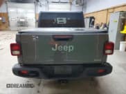 ✅ 2021 Jeep Gladiator High Altitude • VIN: 1C6HJTFG0ML609364 • Lot: 85758225. Wystawiony na Copart z przebiegiem 44 967 mil. Bezpłatny archiwum sprzedaży aukcyjnych z USA i szczegółowy raport historii pojazdu na DreamBid. Zdjęcie 6.