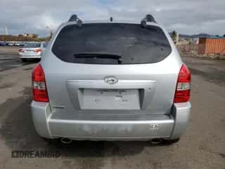 2007 Hyundai Tucson SE z VIN KM8JN12D77U488969, wystawiony jako Copart lot #74843654 z przebiegiem 120 407 mil mil oraz Szkoda całkowita • Salvage title. Historia ofert i sprzedaży dostępna na DreamBid. Obrazek 6.