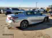 2019 Toyota Camry LE z VIN 4T1B11HK3KU270364, wystawiony jako Copart lot #79498474 z przebiegiem Nie podano mil oraz Szkoda całkowita • Salvage title. Historia ofert i sprzedaży dostępna na DreamBid. Obrazek 3.