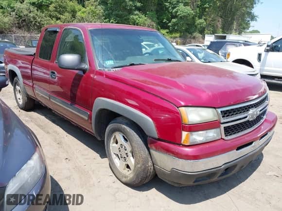 2006 Chevrolet Silverado 1500 LT2 z VIN 2GCEC19T861121260, wystawiony jako IAAI lot #42660747 z przebiegiem Nie podano mil oraz . Historia ofert i sprzedaży dostępna na DreamBid. Obrazek 1.