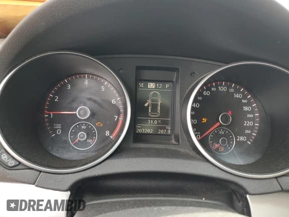 ✅ 2013 Volkswagen Golf GTI • VIN: WVWFV7AJ6DW118021 • Lot: 69041994. Wystawiony na Copart z przebiegiem 203 202 mil. Bezpłatny archiwum sprzedaży aukcyjnych z USA i szczegółowy raport historii pojazdu na DreamBid. Zdjęcie 9.