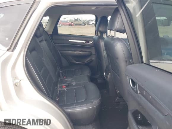 ✅ 2025 Mazda CX-5 S Preferred • VIN: JM3KFBCL8S0550887 • Lot: 43263573. Listed on IAAI with 18,377 mi. Free auction sales archive from the USA and detailed vehicle history report at DreamBid. Image 8.
