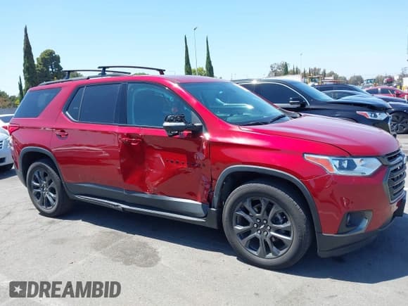 ✅ 2021 Chevrolet Traverse RS • VIN: 1GNERJKW1MJ137085 • Lot: 42533873. Listed on IAAI with 30,886 mi. Free auction sales archive from the USA and detailed vehicle history report at DreamBid. Image 13.