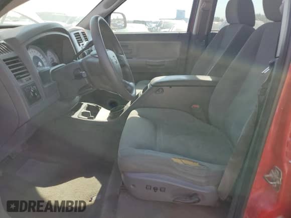 2005 Dodge Dakota SLT with VIN 1D7HW48N15S273409, listed as a Copart auction lot 84817255 with Not provided miles and Salvage title. Bid and sale history available at DreamBid. Image 7.