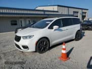 ✅ 2022 Chrysler Pacifica Limited • VIN: 2C4RC1GG6NR126352 • Лот: 81331595. Опубликован ранее на Copart с пробегом 79 341 миль. Бесплатный доступ к архиву аукционных продаж из США и подробный отчёт об истории автомобиля на DreamBid. Изображение 1.