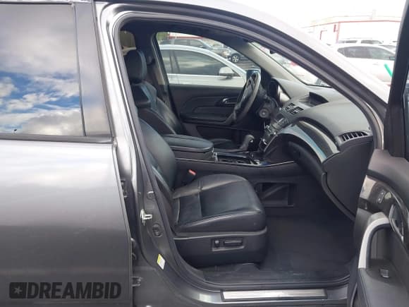 ✅ 2008 Acura MDX • VIN: 2HNYD28248H517554 • Lot: 43712017. Wystawiony na IAAI z przebiegiem 241 018 mil. Bezpłatny archiwum sprzedaży aukcyjnych z USA i szczegółowy raport historii pojazdu na DreamBid. Zdjęcie 5.