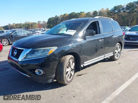 ✅ 2015 Nissan Pathfinder Platinum • VIN: 5N1AR2MM6FC659335 • Lot: 43595159. Listed on IAAI with 133,529 mi. Free auction sales archive from the USA and detailed vehicle history report at DreamBid. Image 18.