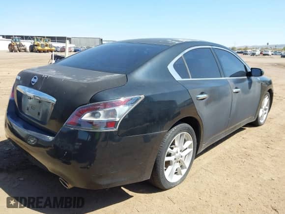 2012 Nissan Maxima S z VIN 1N4AA5AP6CC847916, wystawiony jako IAAI lot #41867800 z przebiegiem Nie podano mil oraz . Historia ofert i sprzedaży dostępna na DreamBid. Obrazek 4.