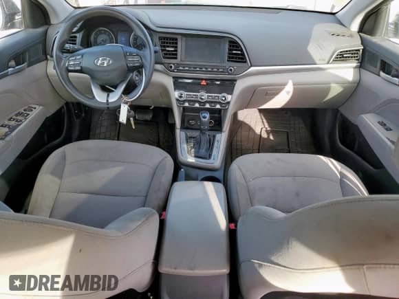 2020 Hyundai Elantra SEL z VIN 5NPD84LF8LH543055, wystawiony jako Copart lot #59873625 z przebiegiem 135 418 mil mil oraz Szkoda całkowita • Salvage title. Historia ofert i sprzedaży dostępna na DreamBid. Obrazek 8.