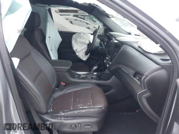 ✅ 2023 Chevrolet Traverse High Country • VIN: 1GNEVNKW4PJ124726 • Lot: 41197188. Wystawiony na IAAI z przebiegiem 72 344 mil. Bezpłatny archiwum sprzedaży aukcyjnych z USA i szczegółowy raport historii pojazdu na DreamBid. Zdjęcie 5.