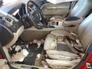 ✅ 2011 Cadillac SRX Premium Collection • VIN: 3GYFNCEY2BS578425 • Lot: 70640675. Wystawiony na Copart z przebiegiem Nie podano. Bezpłatny archiwum sprzedaży aukcyjnych z USA i szczegółowy raport historii pojazdu na DreamBid. Zdjęcie 7.