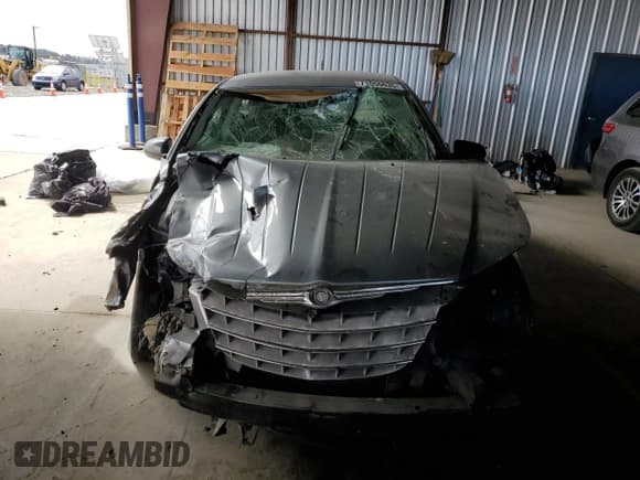 ✅ 2008 Chrysler Sebring LX • VIN: 1C3LC46J68N142528 • Lot: 71556635. Listed on Copart with 229,586 mi. Free auction sales archive from the USA and detailed vehicle history report at DreamBid. Image 5.