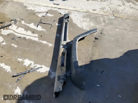 ✅ 2016 Jeep Wrangler Unlimited Sport RHD • VIN: 1C4BJWKG2GL156875 • Lot: 43361725. Wystawiony na Copart z przebiegiem 170 900 mil. Bezpłatny archiwum sprzedaży aukcyjnych z USA i szczegółowy raport historii pojazdu na DreamBid. Zdjęcie 13.