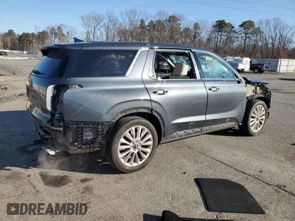 ✅ 2020 Hyundai Palisade Limited • VIN: KM8R5DHE8LU149930 • Лот: 46257345. Опубликован ранее на Copart с пробегом 60 867 миль. Бесплатный доступ к архиву аукционных продаж из США и подробный отчёт об истории автомобиля на DreamBid. Изображение 3.