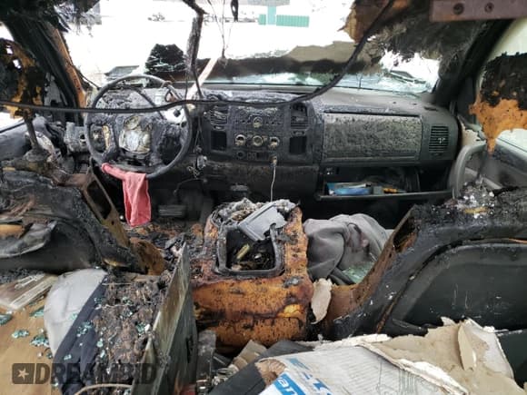 ✅ 2011 Chevrolet Silverado 2500HD • VIN: 1GB2KVCL6BZ180125 • Лот: 49629015. Опубликован ранее на Copart с пробегом Не указан. Бесплатный доступ к архиву аукционных продаж из США и подробный отчёт об истории автомобиля на DreamBid. Изображение 8.