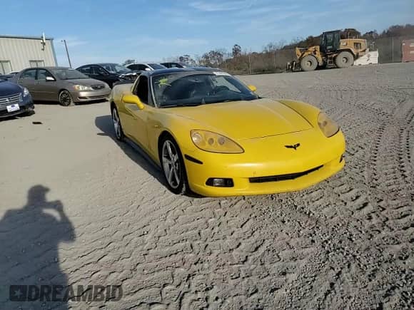 2008 Chevrolet Corvette с VIN 1G1YY25W885134069, выставлен на аукционе Copart как лот 77441814 с пробегом 183 684 миль миль и Списание • Salvage title. История ставок и продаж доступна на DreamBid. Изображение 10.
