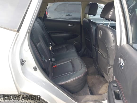 ✅ 2011 Nissan Rogue S • VIN: JN8AS5MV9BW292995 • Lot: 43616518. Listed on IAAI with 149,879 mi. Free auction sales archive from the USA and detailed vehicle history report at DreamBid. Image 8.